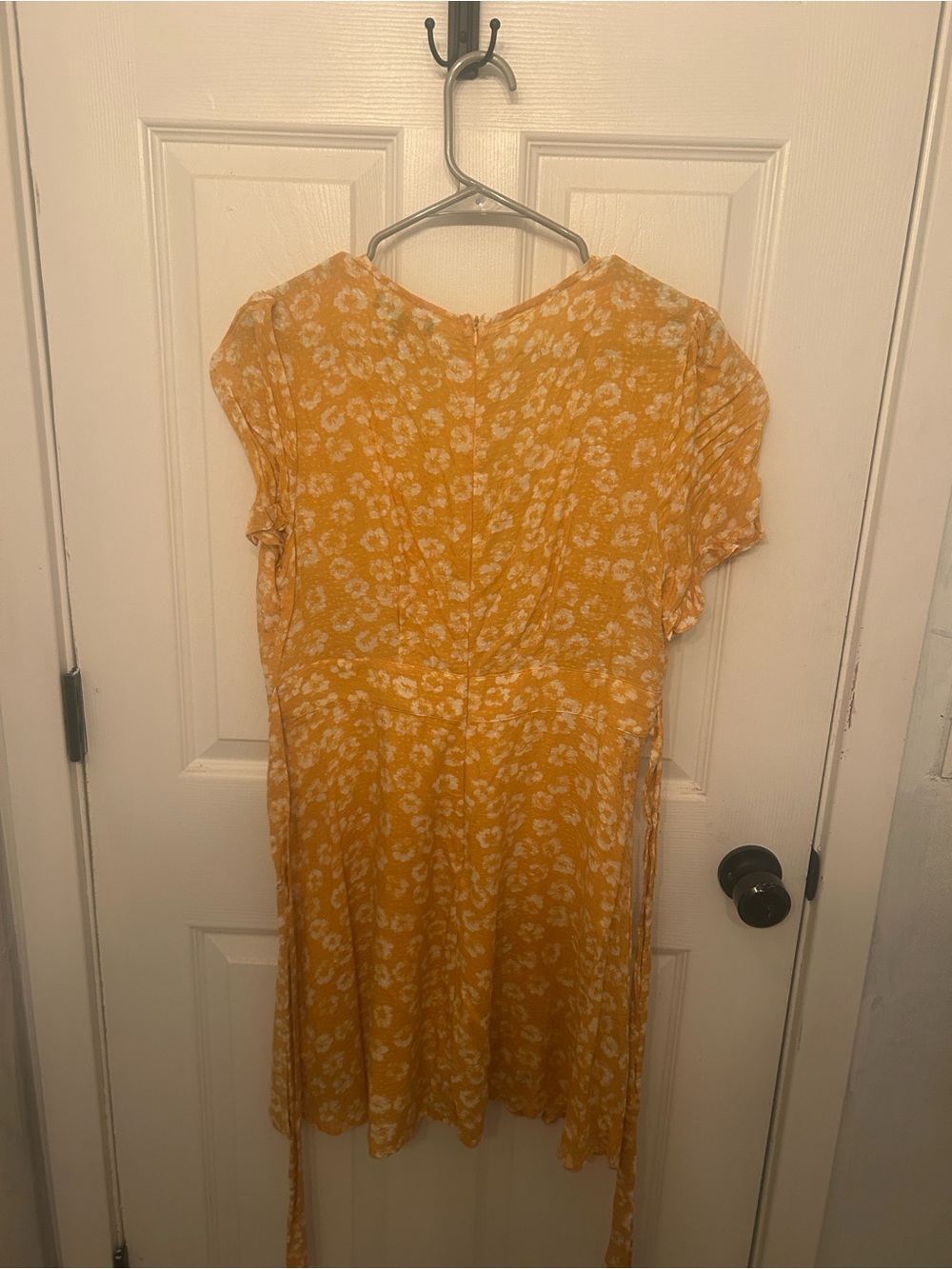 Lulus - Picture 4 of 5